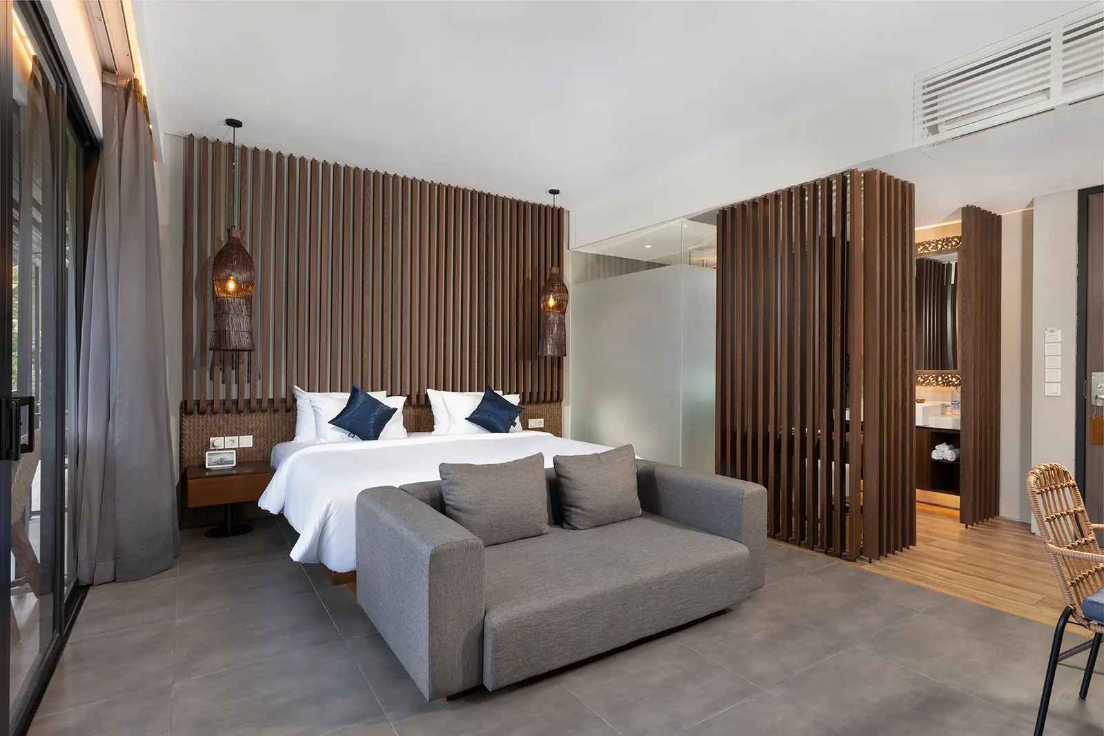 Suite 2