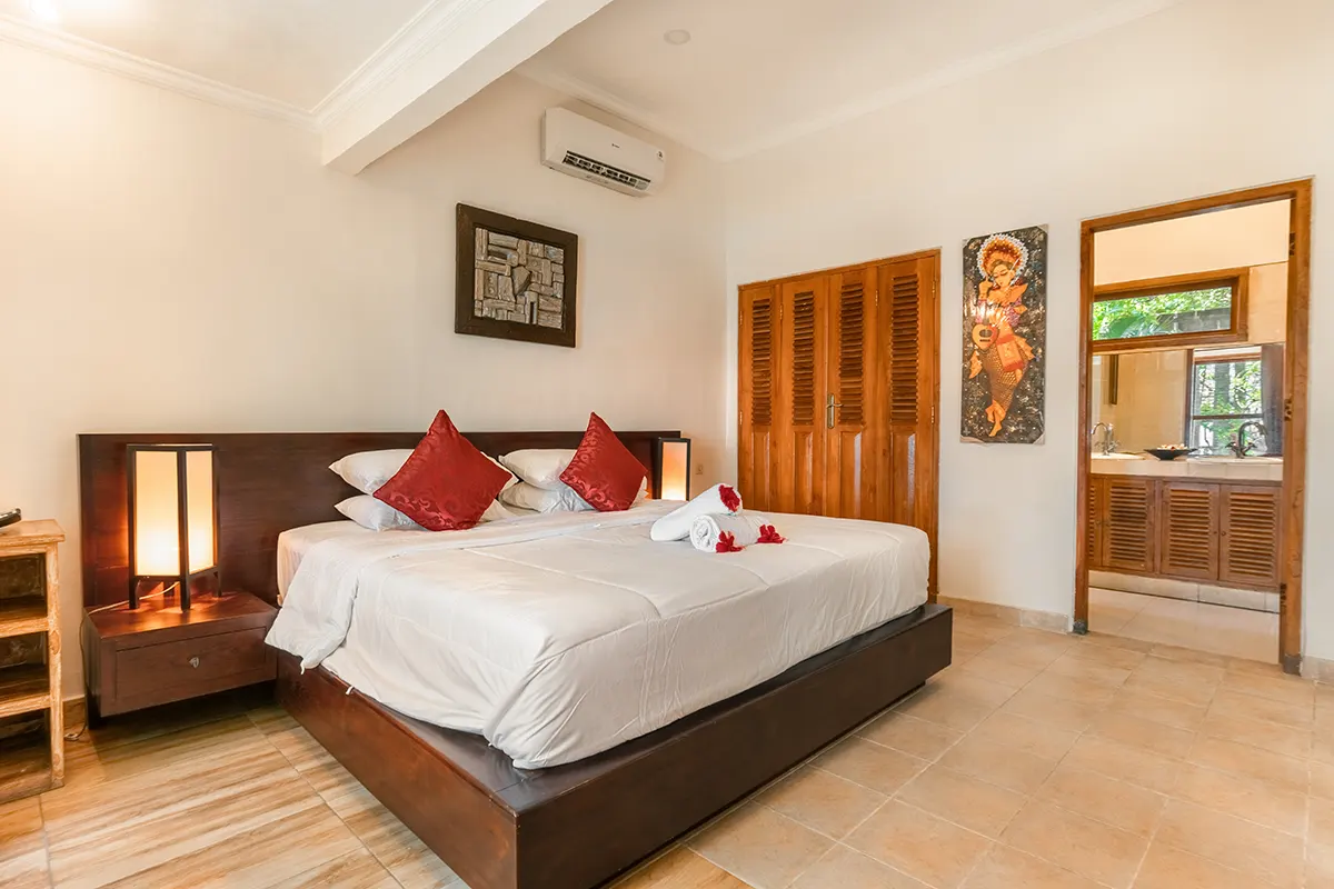 Luxury Beachfront Villas 3