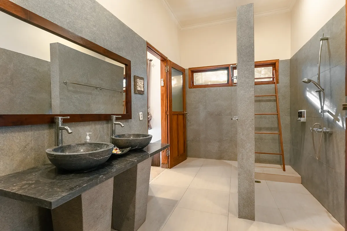 Luxury Beachfront Villas 5